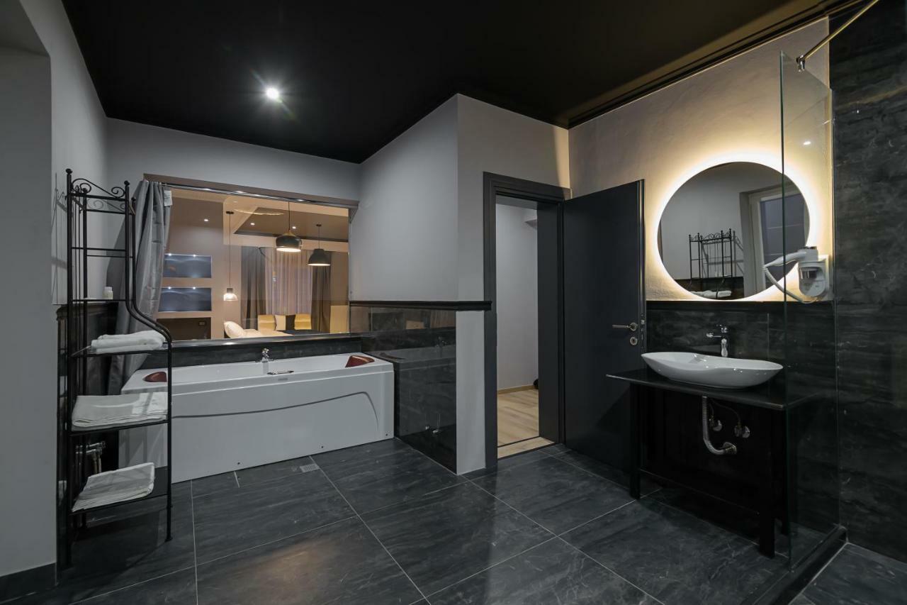 Barba Boutique Hotel คอร์เชอ ภายนอก รูปภาพ
