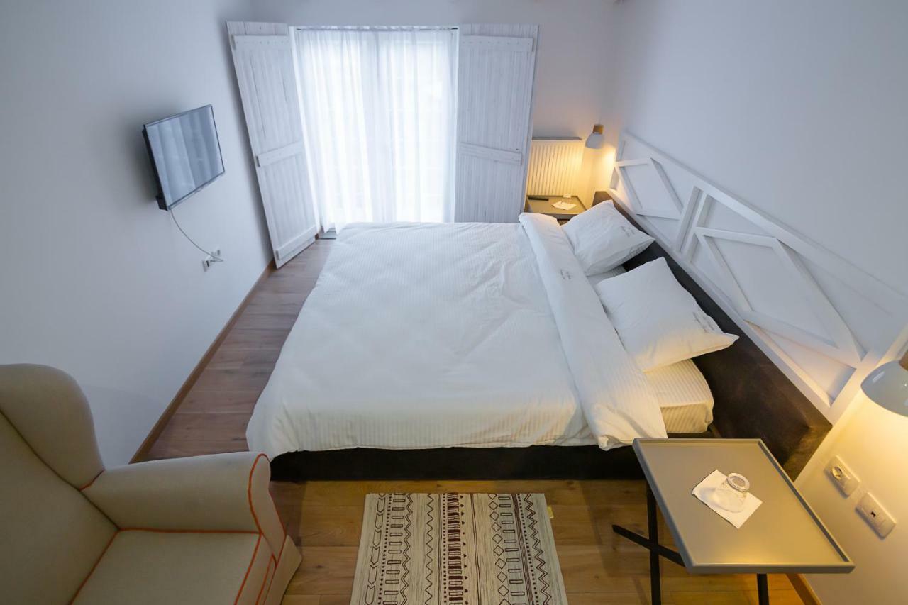 Barba Boutique Hotel คอร์เชอ ภายนอก รูปภาพ