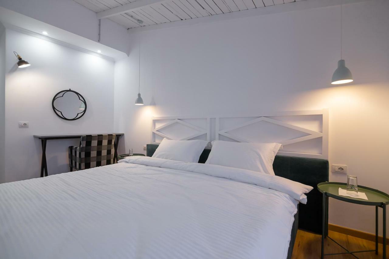 Barba Boutique Hotel คอร์เชอ ภายนอก รูปภาพ