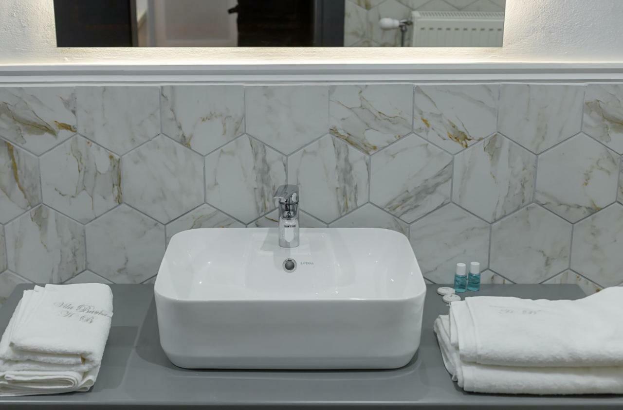 Barba Boutique Hotel คอร์เชอ ภายนอก รูปภาพ